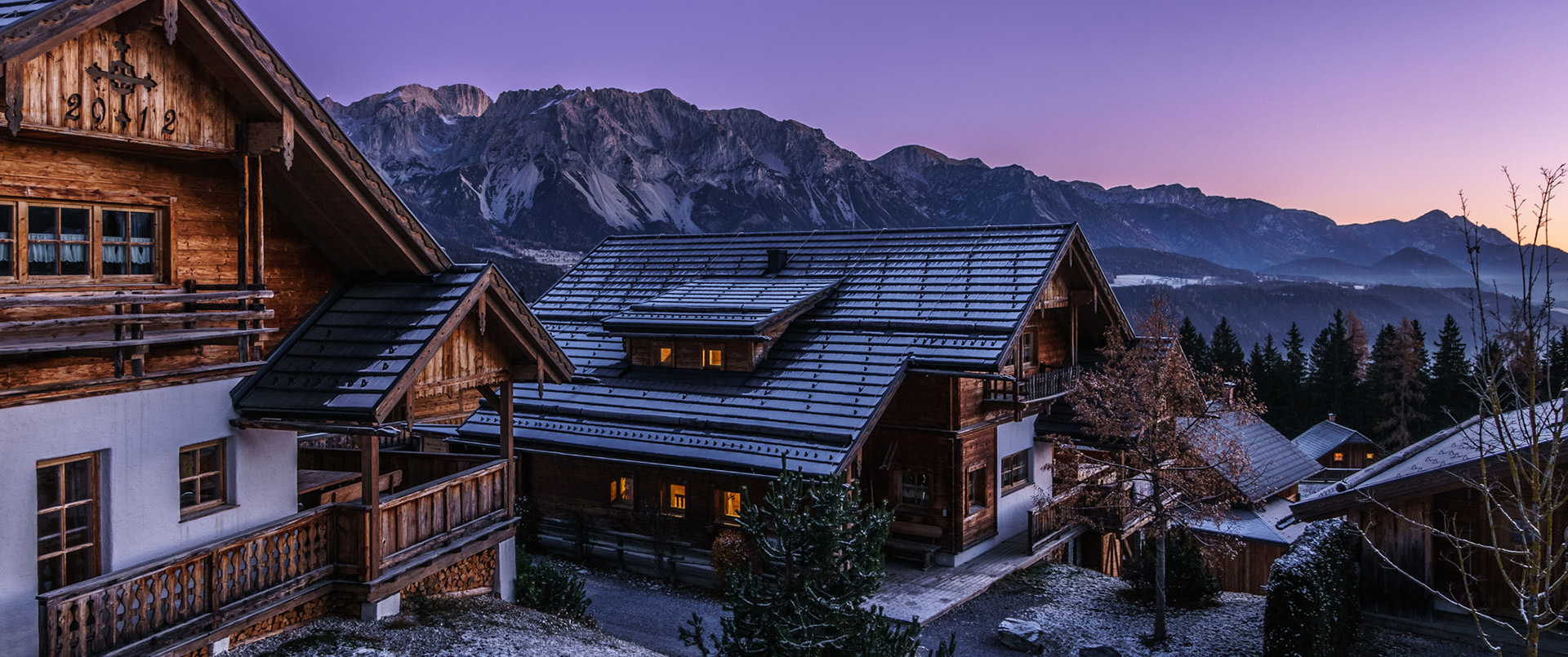 Almdorf Reiteralm Skiurlaub Chalets Almhütten Piste Schladming Dachstein
